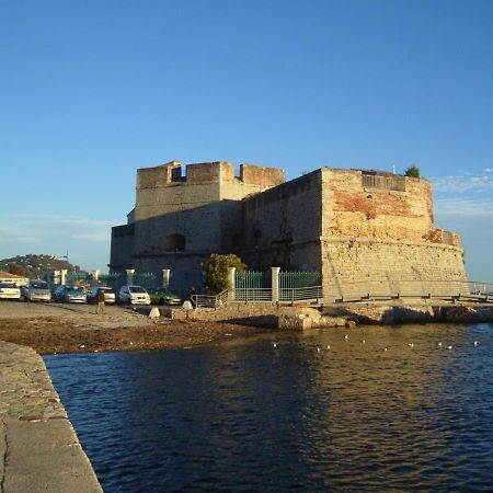 Studio La Mitre Mourillon A 2 Pas Des Plages Toulon Kültér fotó